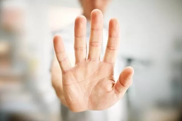 BPOM Cabut Izin Dua Perusahaan Farmasi Produsen Obat Mengandung EG dan DEG