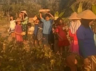 Petani Kedelai Sambut Baik Pembelian Langsung oleh PT FKS Multi Agro Tbk