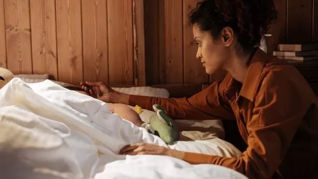 Ilustrasi anak sakit demam