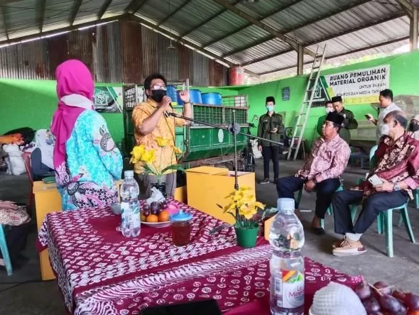  Tim UP45 bersama Kedaireka serahkan program IoT untuk pengolahan sampah 