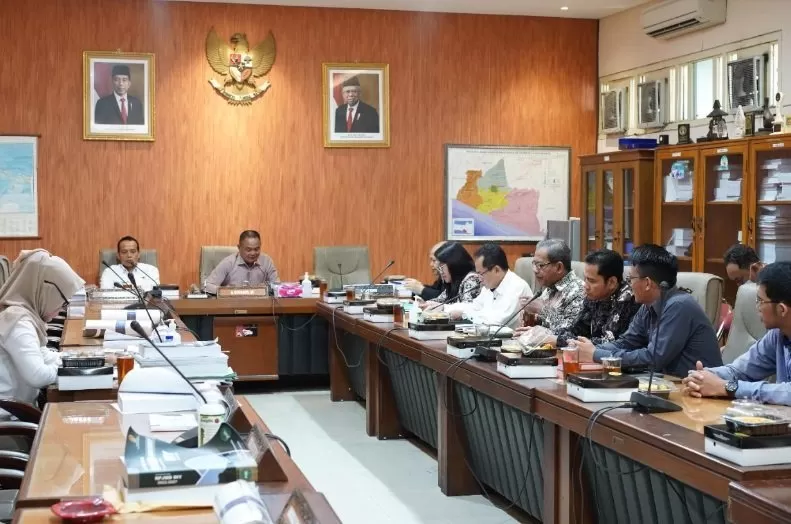 Anggota PHRI DIY saat beraudiensi di kantor DPRD DIY.