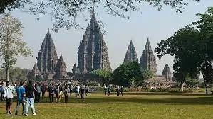 Salah destinasi wisata DIY sebagai penopang ekonomi, Candri Prambanan (Foto: Dokumen)