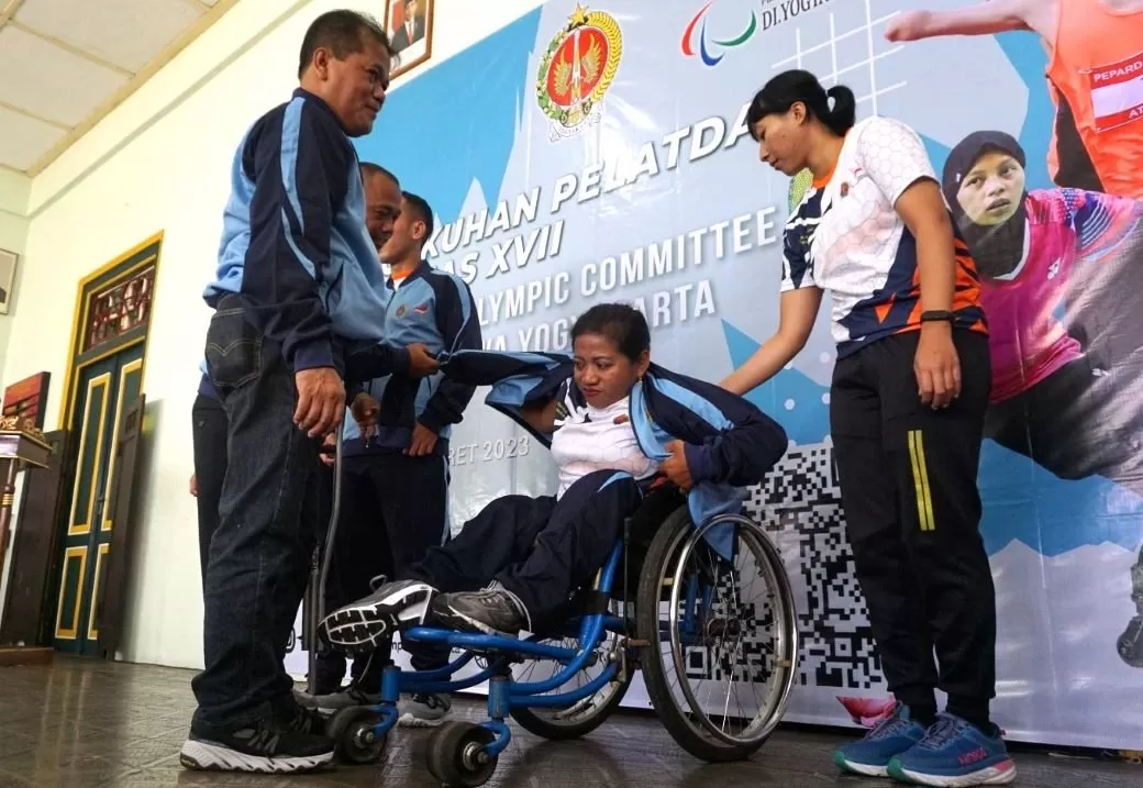  Kepala Dinas Pendidikan, Pemuda, dan Olahraga (Disdikpora) DIY, Dr Didik Wardaya SE MPd MM meluncurkan secara resmi program Pelatda dari NPC DIY untuk persiapan menuju Peparnas XVII Aceh-Sumut tahun 2024 mendatang. Foto : Adhitya Asros