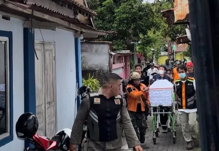 Suasana rumah duka. (Foto : Harminanto)