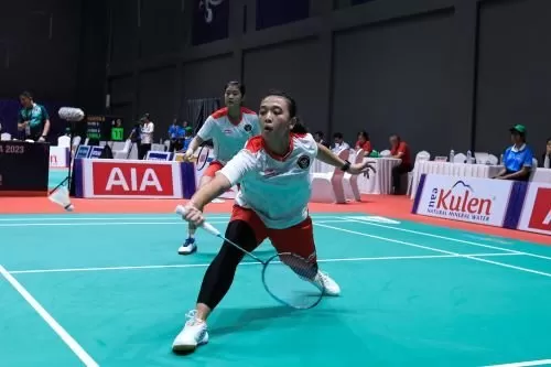 Pasangan ganda putri Indonesia Febriana Dwipuji Kusuma/Amalia Cahaya Pratiwi ikut mengantarkan kemenangan 3-0 atas Kamboja di babak perempatfinal  (dok pbsi)