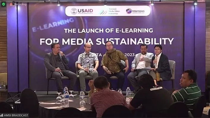 Suasana Talkshow AMSI tentang Sustainibilty Media Digital (Foto: Tanggapan Layar Zoom)