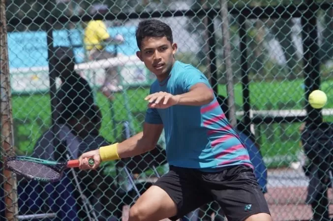 Petenis putra asal Gunungkidul, Faried Widyarohmadhiansyah, sukses melaju ke babak semifinal DIJC 2023 seri II. (Istimewa)