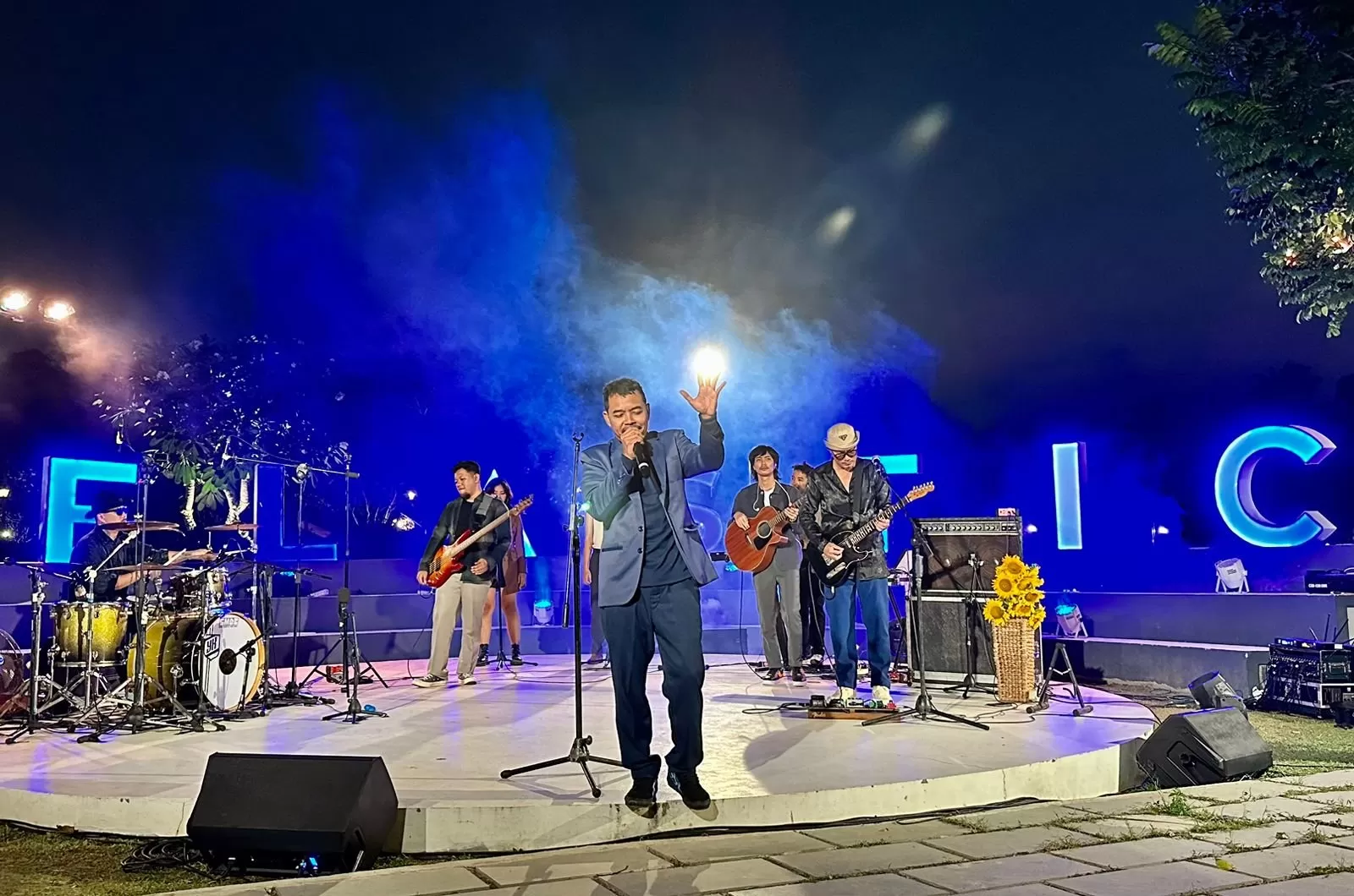 Elastic, band baru muka lama  (foto: harminanto)