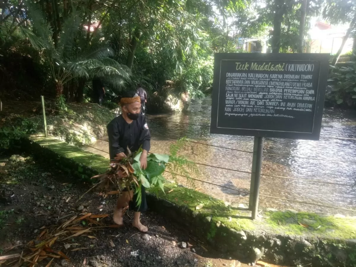 Obyek Wisata Air Bojongsari, Owabong  (foto: toto rusmanto)