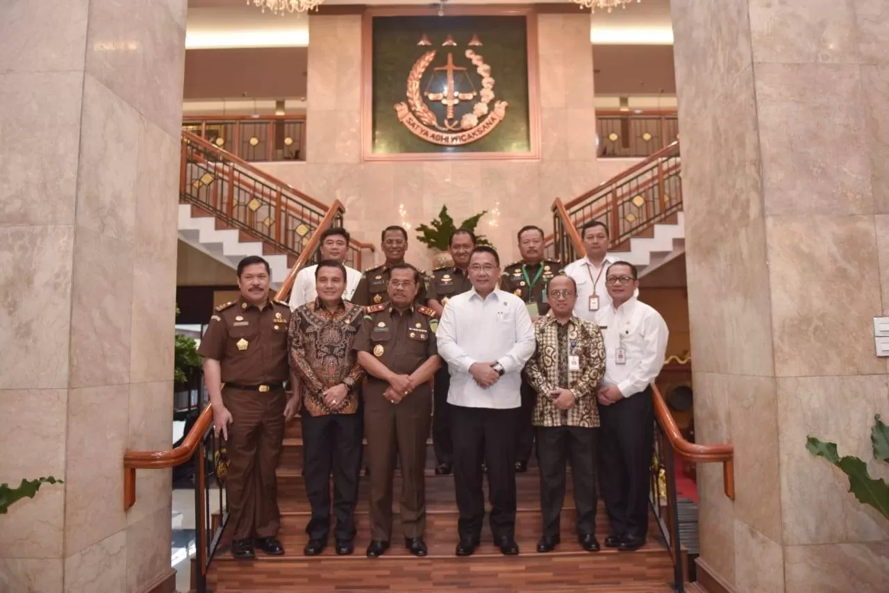 Kejagung bersama Kemendes PDTT meluncurkan aplikasi Jaga Desa.