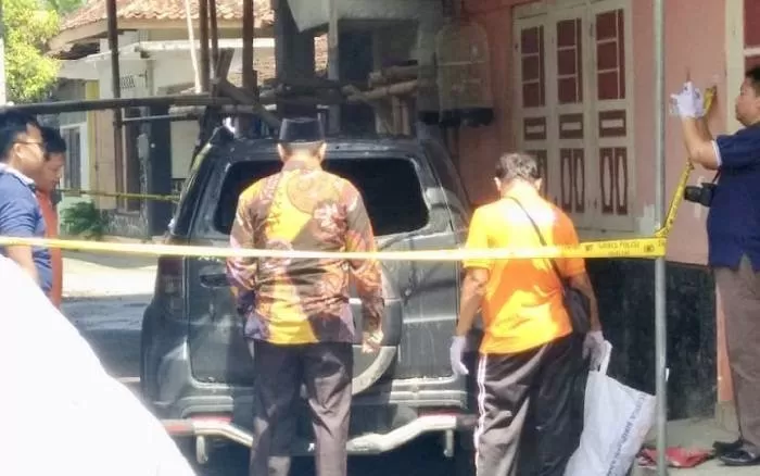 Lokasi kejadian mobil terbakar di Bantulan Godean Sleman. (Istimewa)