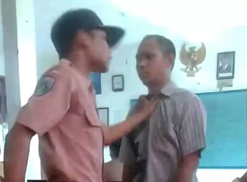 Murid Bully Guru (FB)