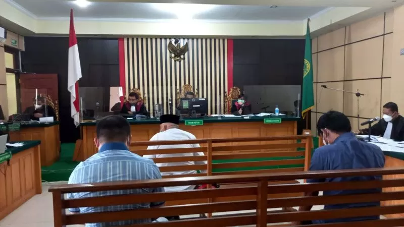 Sidang lanjutan perkara suap ketok palu pengesahan RAPBD Provinsi Jambi 2017-2017 dan gratifikasi dengan terdakwa Apif Firmansyah, berlangsung di Pengadilan Tindak Pidana Korupsi (Tipikor) Jambi, Kamis (07/04).