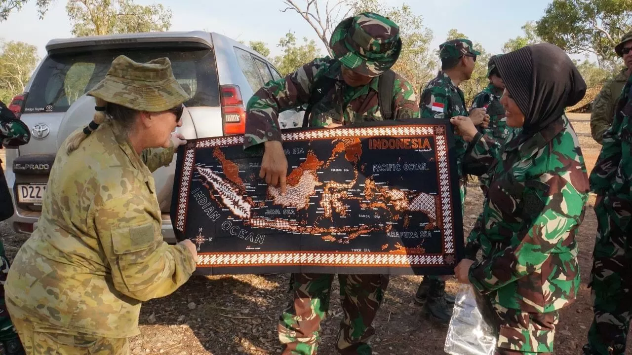 Foto: Tentara NAsional Indonesia latihan bersama tentara Australia (@puspen tni)