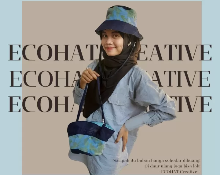 Salah seorang mahasiswa mengenakan topi multi fungsi ramah lingkungan berbahan limbah. Foto: Ist