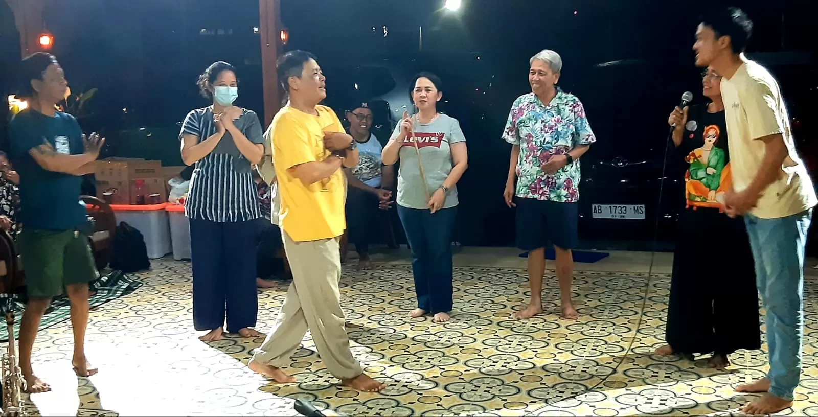 Pemain proses latihan ketoprak &lsquo;Andhe-andhe Lumut&rsquo;. Khocil Birawa