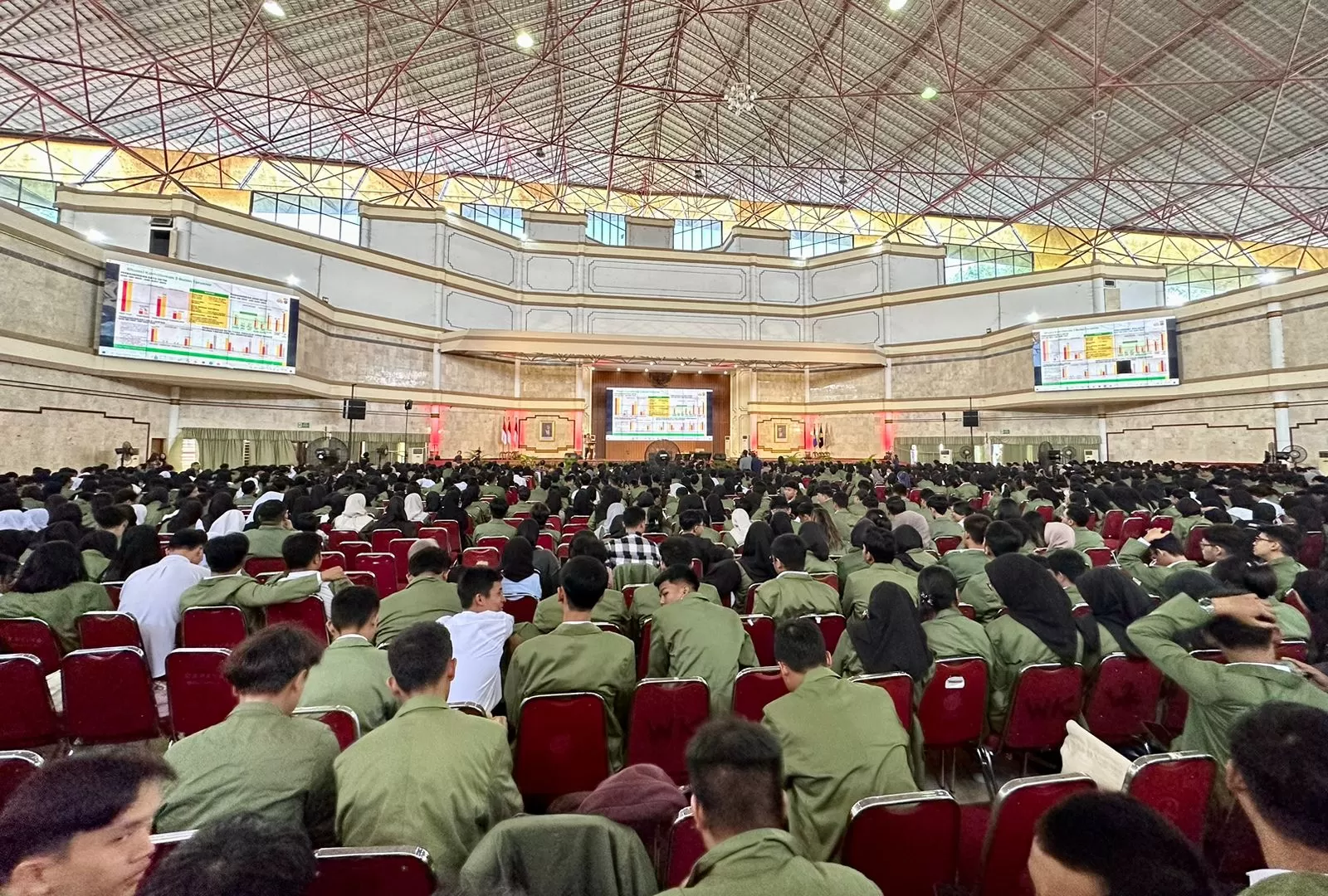 Mahasiswa Ekonomi UPN VY Ikuti Kuliah Umum Marketing Era Metaverse (FX Harminanto)