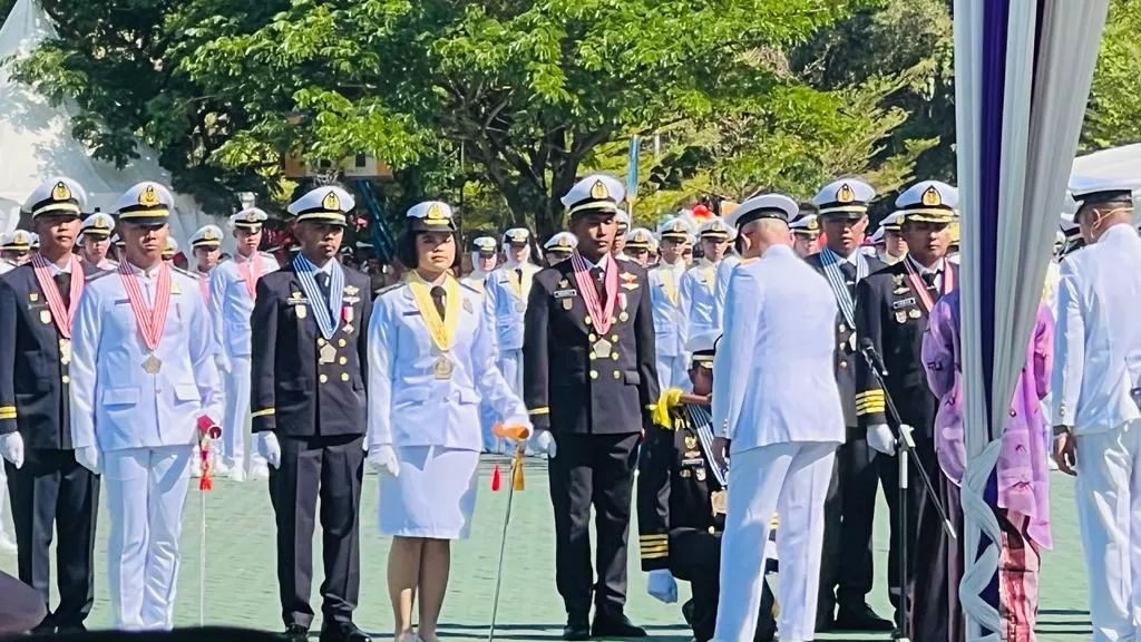 Wisudawan PIP Makassar (PIP)