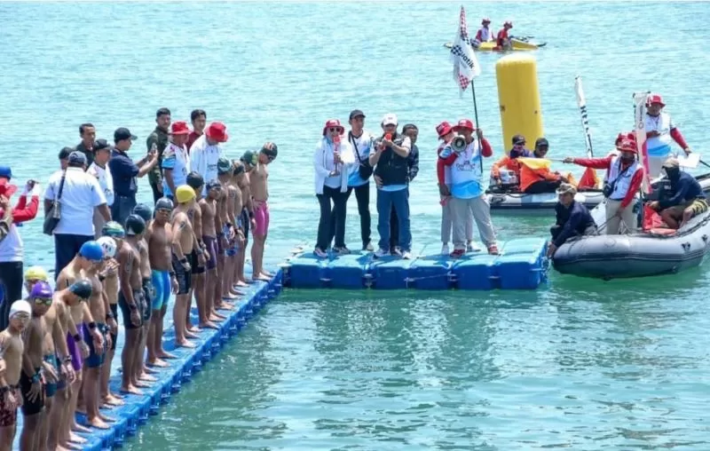 Kejuaraan renang laut di Lamongan (Foto : Istimewa)
