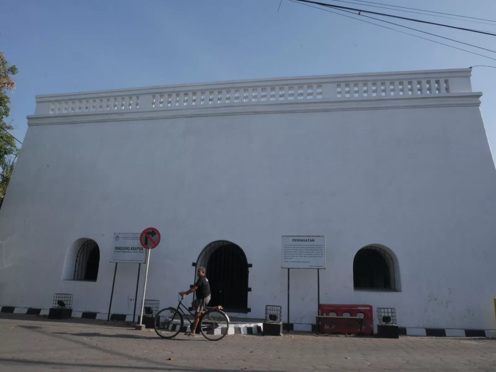 Suasana Panggung Krapyak yang merupakan salah satu atribut Sumbu Filosofi. (Foto Istimewa)