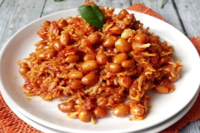 Sambal Teri Kacang Pedes Gurih Manis