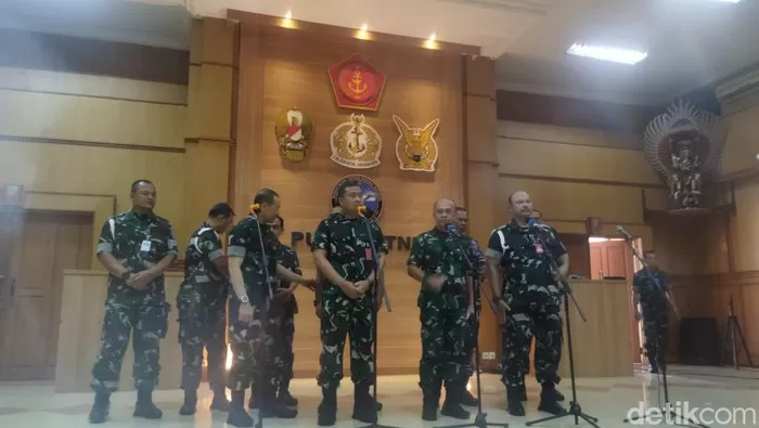 Jumpa pers Mabes TNI soal kasus Kabasarnas (Fadil/detikcom) 