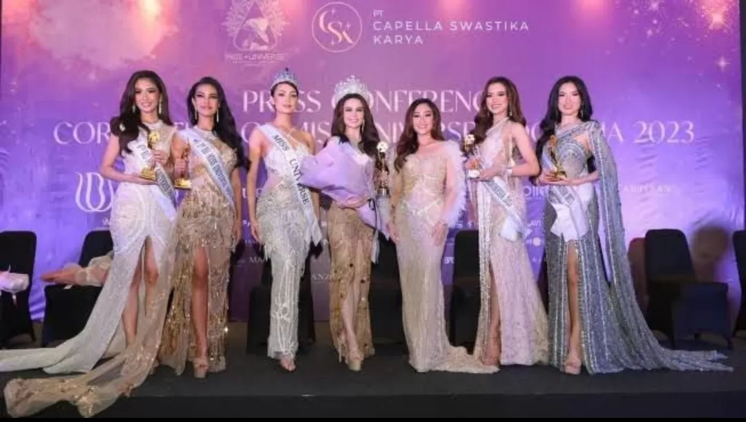 Para peserta Miss Universe 2023 di atas panggung kompetisi (Wilfrid)