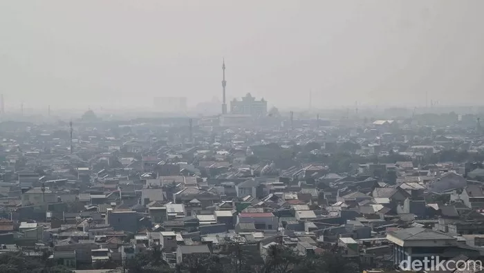 Potret polusi udara di Jakarta. Foto: Pradita Utama/detikcom