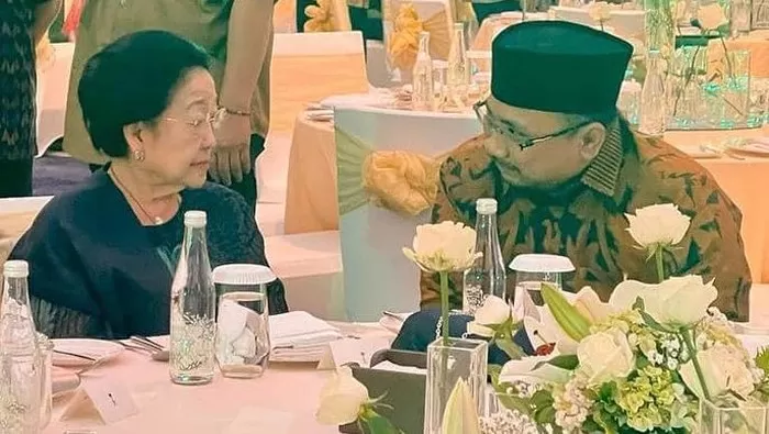 Megawati dan Menag Yaqut saat perayaan Hari Nasional Arab Saudi. Foto: Detik.com