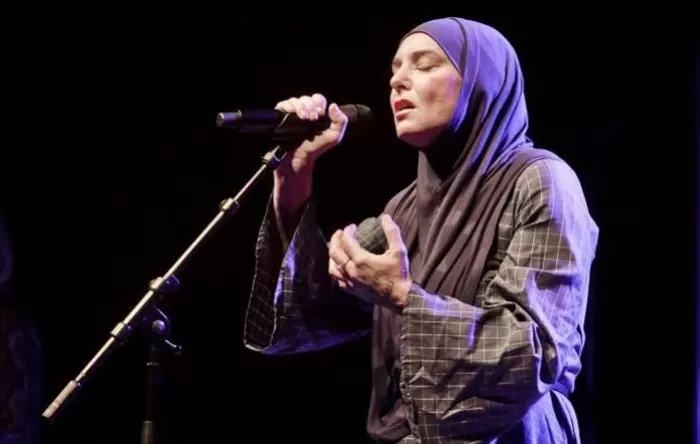 Sinead OConnor Menjadi Mualaf Sebelum Meninggal Dunia (GENMUSLIM.id/dok: MME)