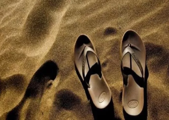 Ilustrasi terompah Bilal (Genmuslim.id/dok: Ilustrasi/net)