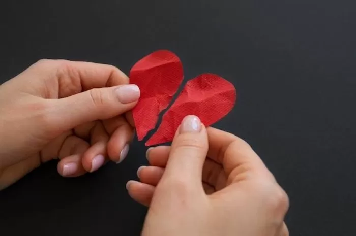 Patah Hati dengan baik dan jangan mati sebelum berarti (GENMUSLIM.id/dok: Freepik)