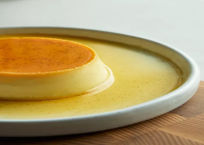 Resep puding apel karamel mini yang lezat (GENMUSLIM.id / dok: Pexels / Max Griss)