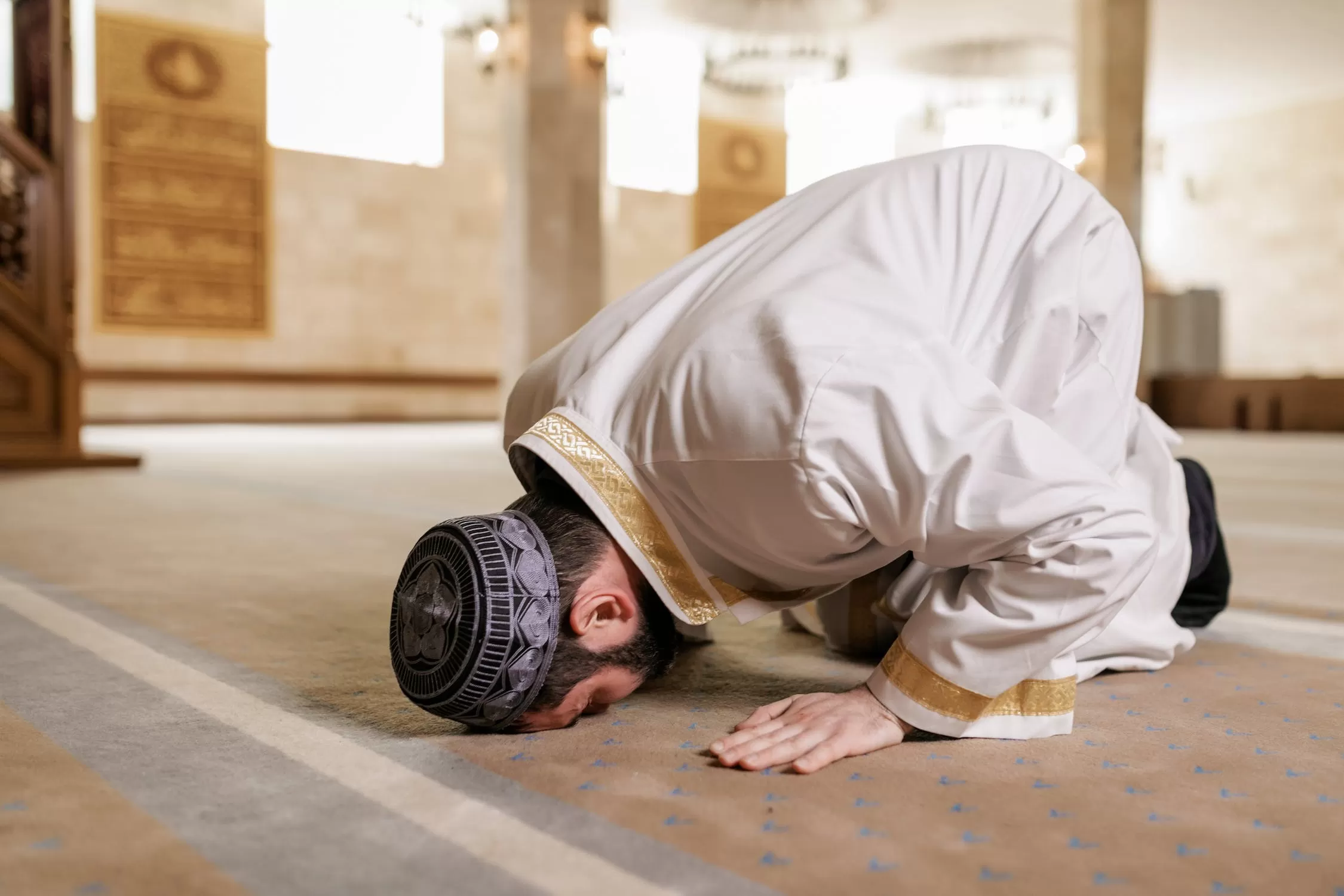 3 tanda shalat kita diterima Allah SWT (GENMUSLIM.id/pexels/Alena Darmel)