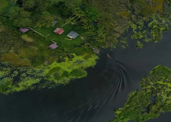 Keindahan wisata Rawa Aopa di Sulawesi tenggara. ((FOTO GENMUSLIM.id/dok : Instagram@arisdaeng))