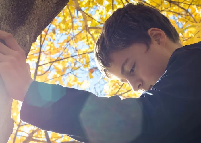 Ajari anak cara hadapi rasa kecewa agar menjadi lebih tangguh ((Foto: GENMUSLIM.id/ dok: Pexel/ Trinitty Kubassek))