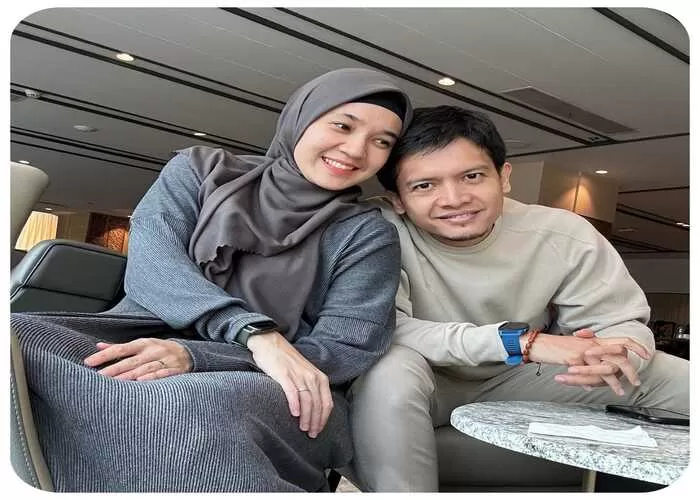 Foto pasangan Dimas Seto dan Dhini Aminarti. (GENMUSLIM.id/dok:Instagram/@dimasseto_1)