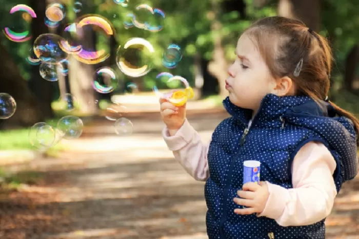 Ciri-ciri si kecil aktif dan pintar (pixabay.com/ddimitrova)