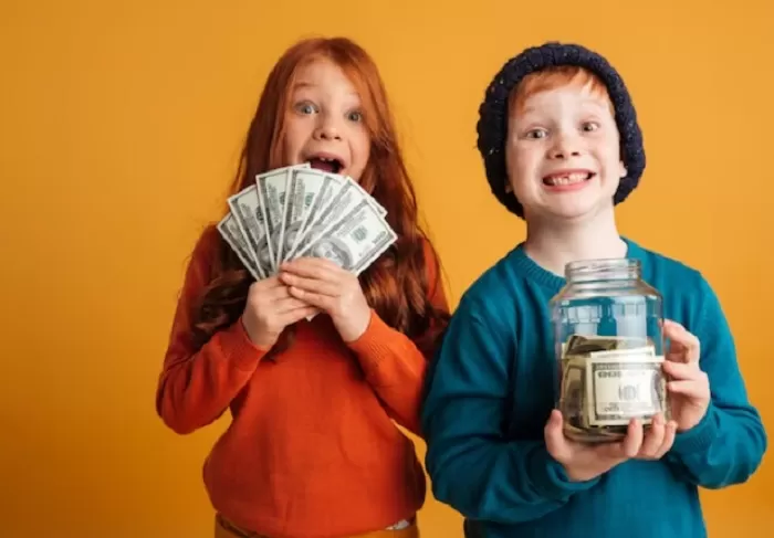 8 Cara Mengajari Anak Hidup Hemat: Mendidik Generasi Cerdas dalam Pengelolaan Keuangan (freepik.com)
