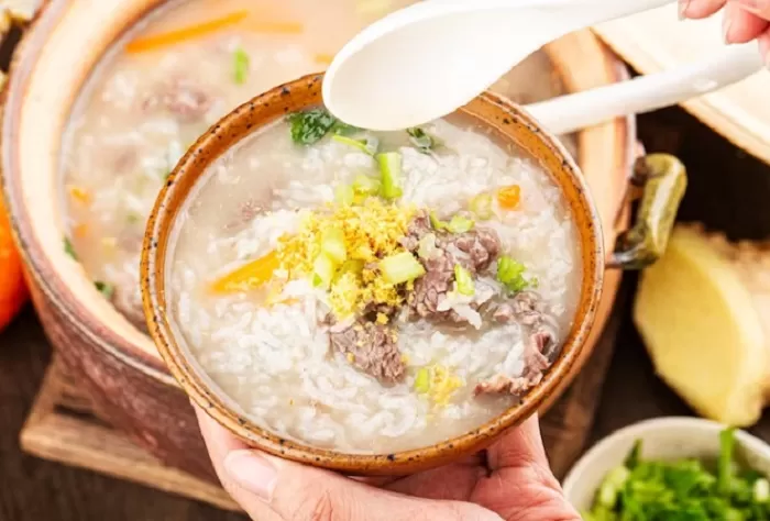 Resep bubur ayam khas Bandung (freepik.com)