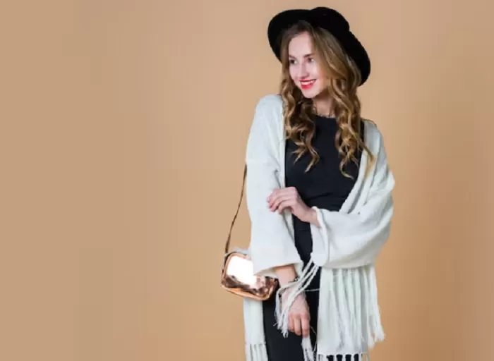 Paris terkenal dengan mode fashionnya (freepik.com)