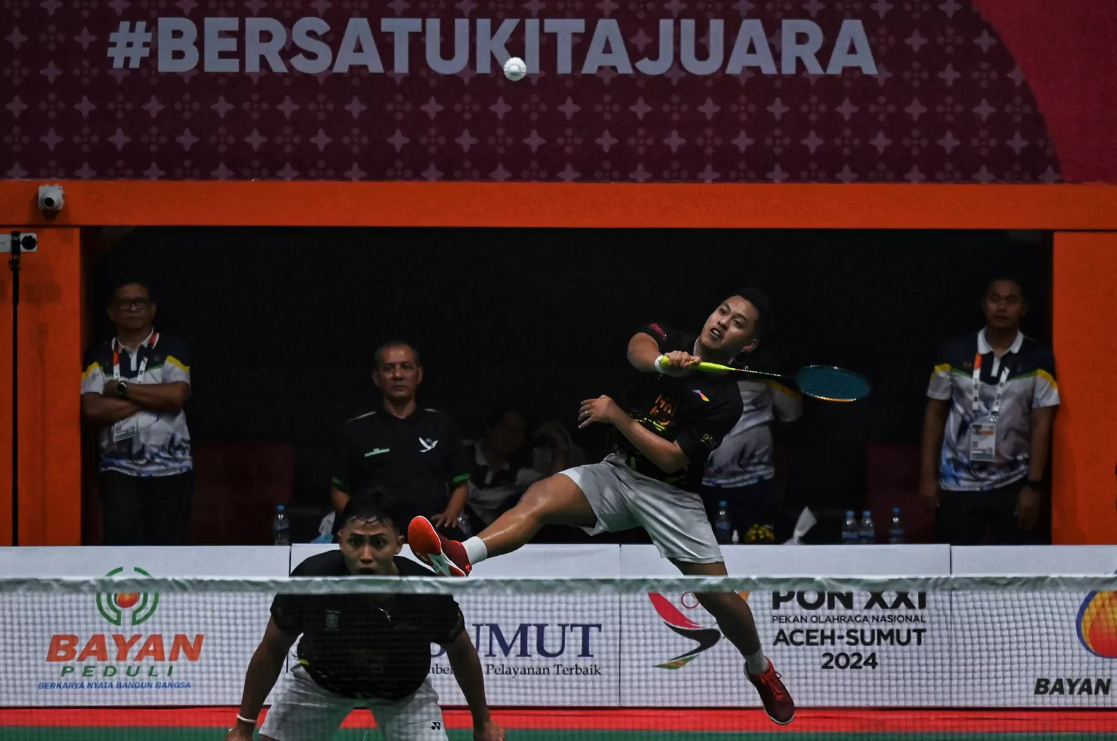 Jabar Masih di Puncak Klasemen PON XXI Aceh-Sumut. (tribratanews.polri.go.id)