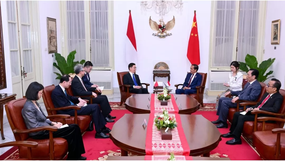 Presiden Joko Widodo menerima kunjungan dari Wakil Presiden Republik Rakyat Tiongkok (RRT), Han Zheng di Istana Merdeka (presidenri.go.id)