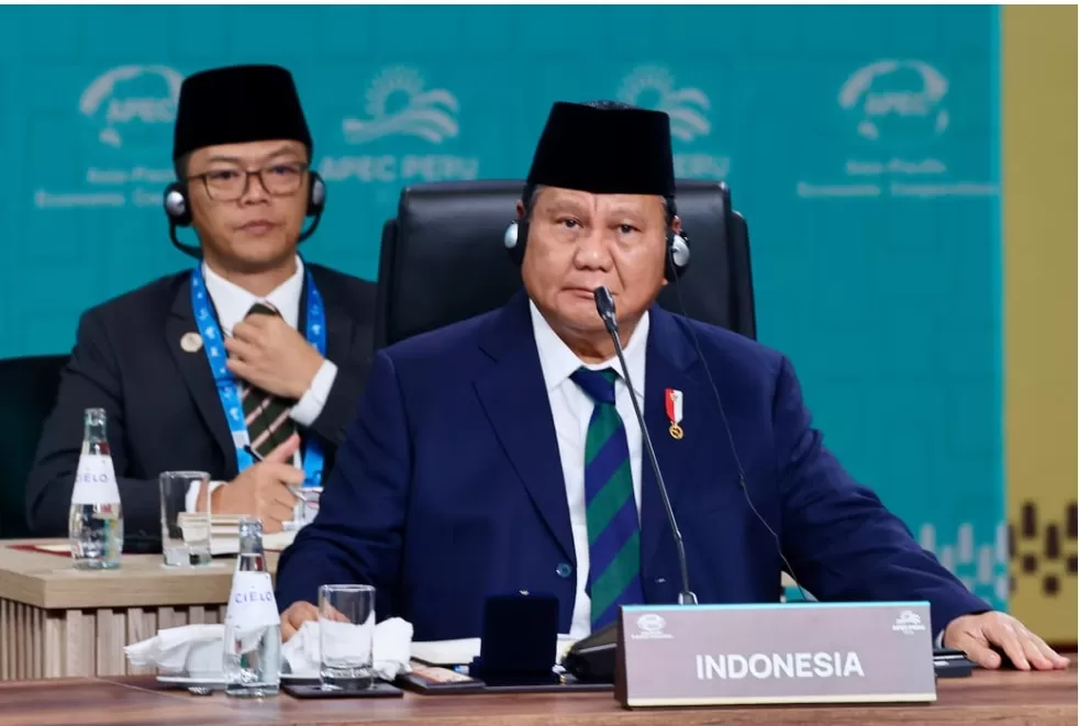 Presiden Republik Indonesia, Prabowo Subianto, menghadiri dan memberikan pernyataan pada sesi APEC Leaders Informal Dialogue with Guest yang digelar di Lima Convention Center, Peru, Jumat (15/11/2024) (setkab.go.id)