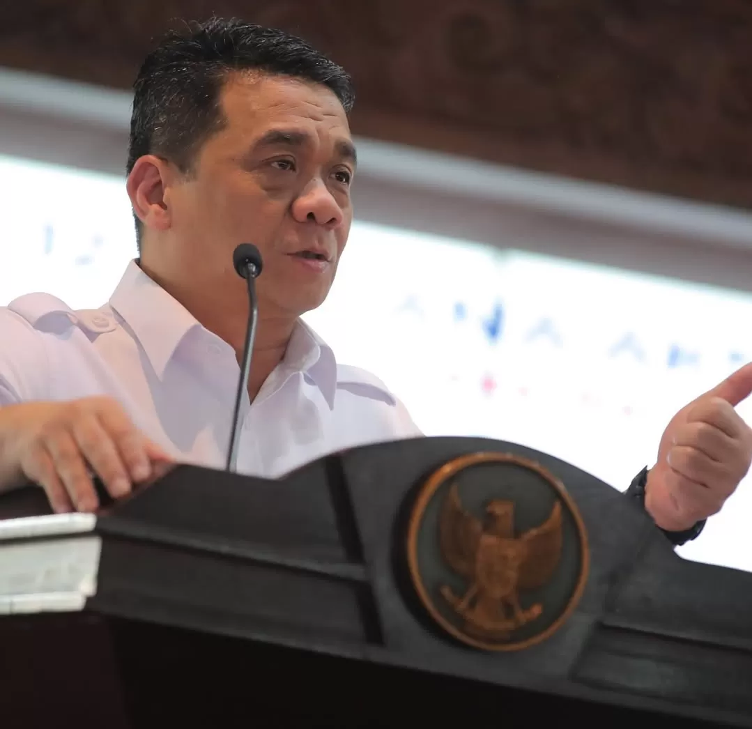 Wakil Menteri Desa, Pembangunan Daerah Tertinggal, dan Transmigrasi (Wamendes PDTT), Ahmad Riza Patria. (Instagram @arizapatria)