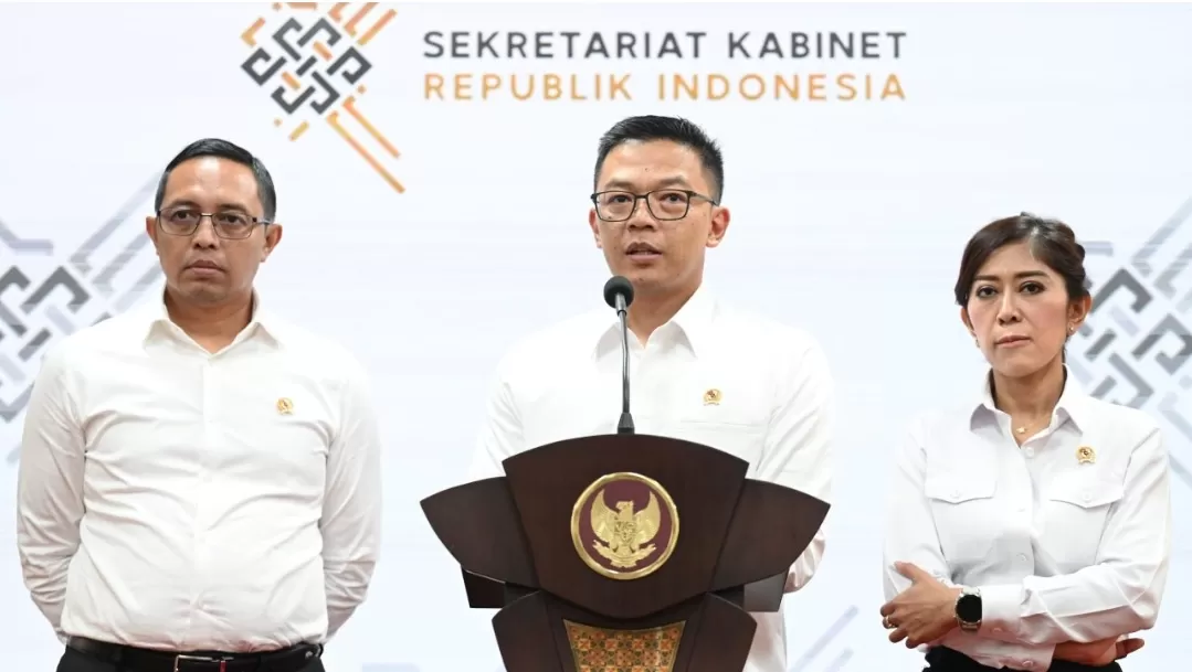 Menteri Luar Negeri Sugiono menyampaikan keterangan pers di Kantor Presiden, Jakarta, pada Senin, 2 Desember 2024 Foto: BPMI Setpres/Kris