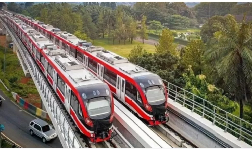 LRT Jabodebek mulai beroperasi sejak Senin, 27 Agustus 2023. (Foto: PMJNews/Dok LRT).