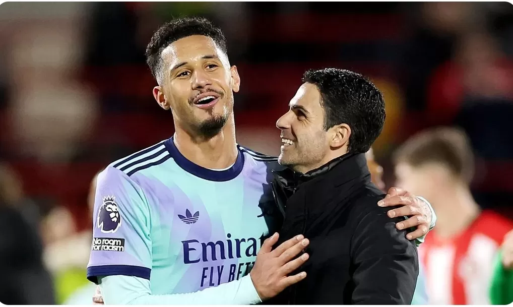 Gabriel Jesus rayakan golnya bersama Mikel Arteta, yang menyamakan kedudukan untuk Arsenal di laga melawan Brentford.(Foto: premier league.com) 