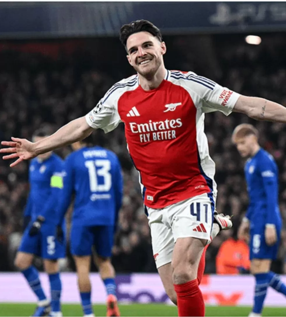 Declan Rice saat merayakan gol pembuka Arsenal melawan Dinamo Zagreb. (Foto: premierleague.com)
