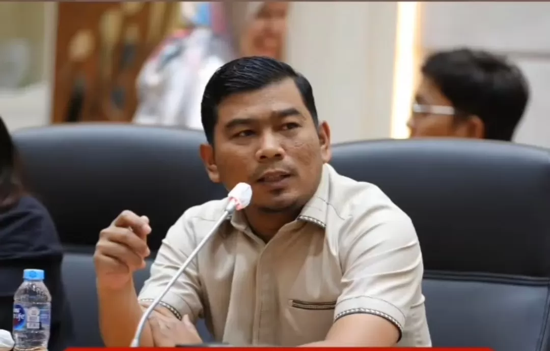 Anggota komisi VII DPR RI Rocky Candra. (Foto: Instagram @rocky_candra)